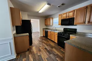 7130 SW Cavender Dr, South Fulton, GA 30331 - Photo 5