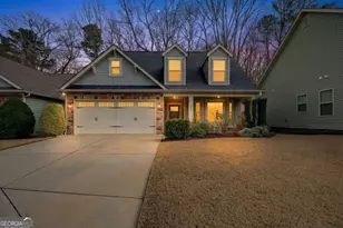 121 Deer Park Dr, Carrollton, GA 30116 - Photo 1