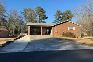 1406 Maplewood Dr, Macon, GA 31210 - Photo 3