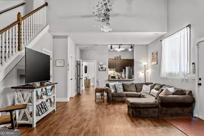 370 Park Street # 8, Madison, GA 30650 - Photo 5