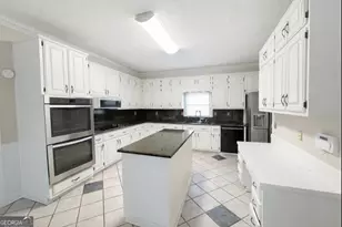 2488 Harvest Dr SE, Conyers, GA 30013 - Photo 5