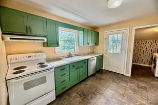 2554 Huntington Dr, Macon, GA 31204 - Photo 9