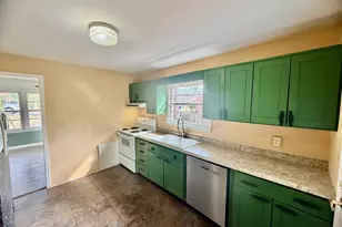 2554 Huntington Dr, Macon, GA 31204 - Photo 11