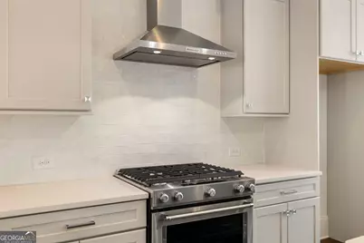 416 Upper East Avenue, Savannah, GA 31401 - Photo 57