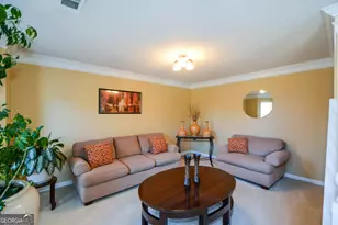 1478 Rogers Crossing Dr, Lithonia, GA 30058 - Photo 9