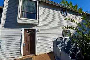 22 Fairview Dr, Jonesboro, GA 30238 - Photo 1