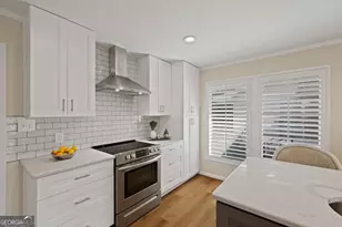 3526 Edgewood Cir, Gainesville, GA 30506 - Photo 11