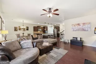 7232 Lake Sterling Blvd, Flowery Branch, GA 30542 - Photo 7