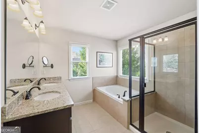 7232 Lake Sterling Boulevard, Flowery Branch, GA 30542 - Photo 17