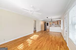 231 E Morgan St, Clarkesville, GA 30523 - Photo 5