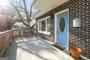 231 E Morgan St, Clarkesville, GA 30523 - Photo 3