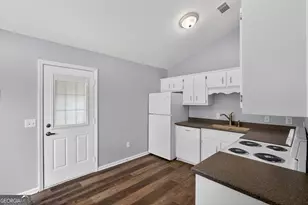 139 Sheila Dr, Hinesville, GA 31313 - Photo 11