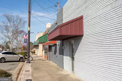 100 S Main Street, Baxley, GA 31513 - Photo 9