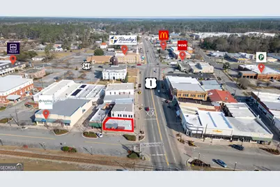 100 S Main Street, Baxley, GA 31513 - Photo 1