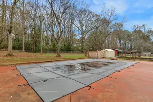 329 Pine St, Barnesville, GA 30204 - Photo 43