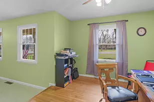 329 Pine St, Barnesville, GA 30204 - Photo 15