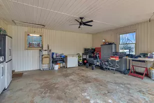 329 Pine St, Barnesville, GA 30204 - Photo 51