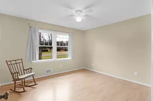 329 Pine St, Barnesville, GA 30204 - Photo 31