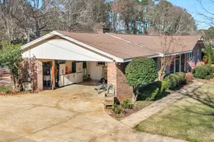 329 Pine St, Barnesville, GA 30204 - Photo 7