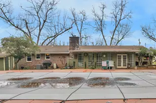 329 Pine St, Barnesville, GA 30204 - Photo 47