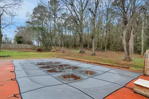 329 Pine St, Barnesville, GA 30204 - Photo 43