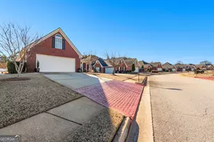 1548 Empress Dr, McDonough, GA 30253 - Photo 3