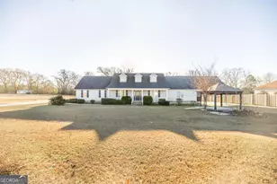 1940 Barrington Dr, Dublin, GA 31021 - Photo 1