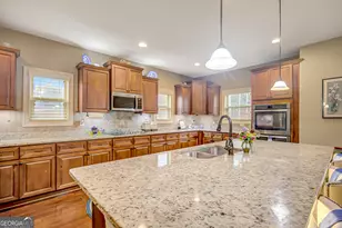 65 Fox Hall Crossing W, Senoia, GA 30276 - Photo 5