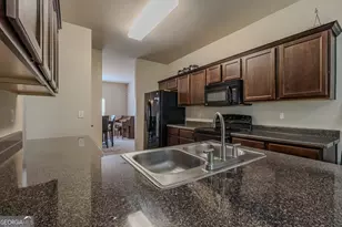 1180 Lehavre Ct, Hampton, GA 30228 - Photo 7