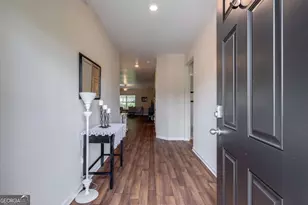 410 Meadowbend Cir, Athens, GA 30606 - Photo 3