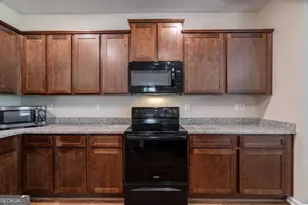 410 Meadowbend Cir, Athens, GA 30606 - Photo 33