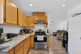 1409 N Lee St, Griffin, GA 30223 - Photo 9