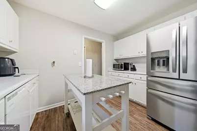 264 Aspen Lake Drive W, Newnan, GA 30263 - Photo 11