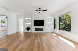 669 Arnold Ln, Saint Simons, GA 31522 - Photo 9