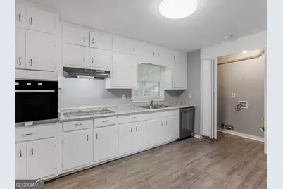 836 Oakdale Drive, Forest Park, GA 30297 - Photo 11