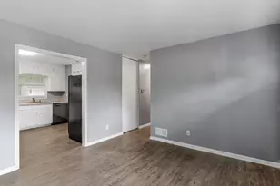 836 Oakdale Dr, Forest Park, GA 30297 - Photo 7