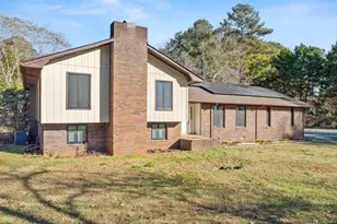 588 Estatohe Cir, Toccoa, GA 30577 - Photo 1