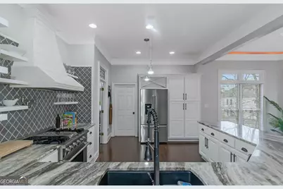 305 Worthing Lane, McDonough, GA 30253 - Photo 11