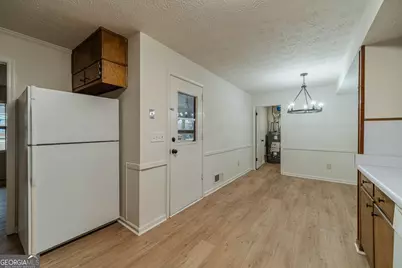 1678 Pounds Road, Stone Mountain, GA 30087 - Photo 9