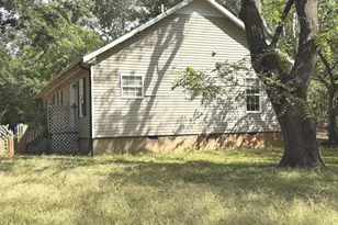 1006 W College St Ext, Griffin, GA 30224 - Photo 17