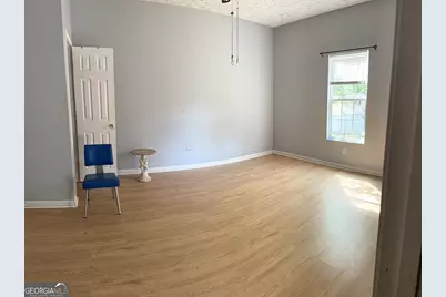 1006 West College Street Extension, Griffin, GA 30224 - Photo 11