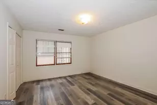 7074 Williamsburg Dr, Riverdale, GA 30274 - Photo 9