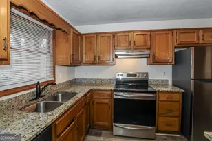 7074 Williamsburg Dr, Riverdale, GA 30274 - Photo 7