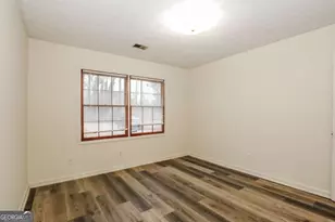 7074 Williamsburg Dr, Riverdale, GA 30274 - Photo 13