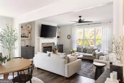 5197 Parkwood Drive, Flowery Branch, GA 30542 - Photo 13