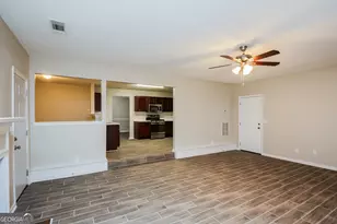 5875 Sunflower Ct, Ellenwood, GA 30294 - Photo 5