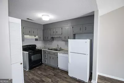 140 Lanier Drive #142, Statesboro, GA 30460 - Photo 3