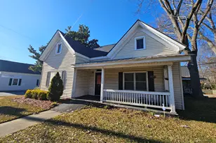 160 N Broad St, Winder, GA 30680 - Photo 1