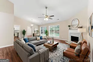 1375 Avalon Dr, Lawrenceville, GA 30044 - Photo 3