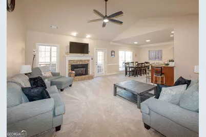 29 Cove Hbr, Lavonia, GA 30553 - Photo 9